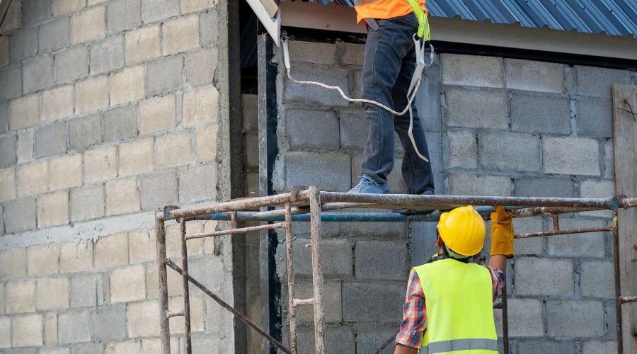 Expert Emergency Roof Repairs services in McKees Rocks, PA